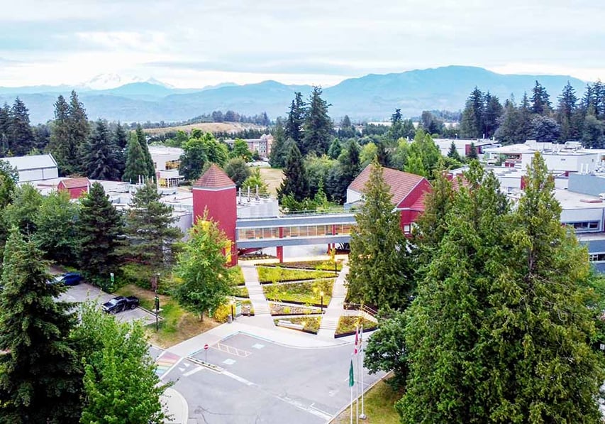 aerial-view-of-ilsc-university-pathway-partner-university-of-the-fraser-valley-campus-in-abbotsford